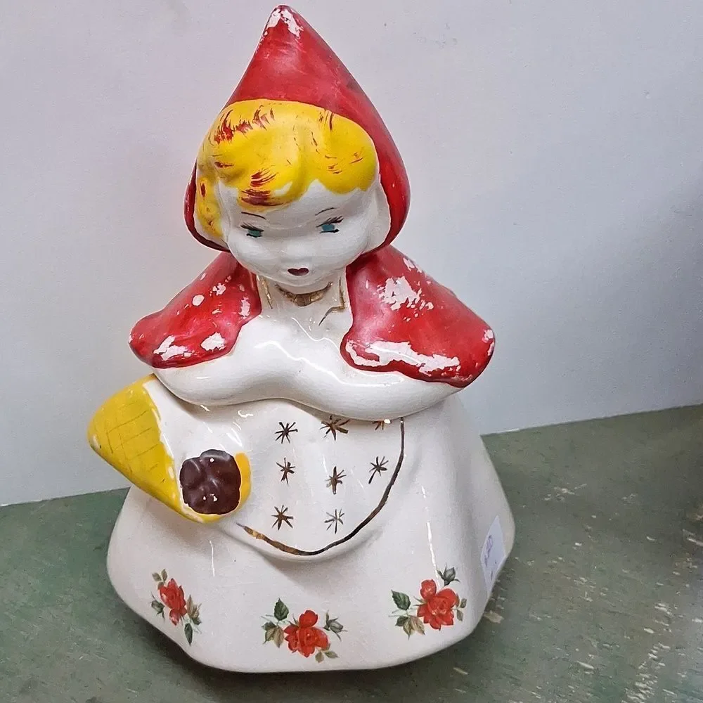 ANTIQUE HULL WARE LITTLE RED RIDING HOOD 13